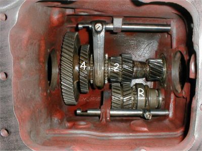MAIN GEAR SELECTOR AND SHAFT REMOVED FROM FORDSON MAJOR 